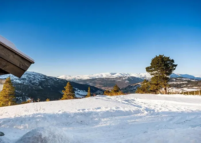 Luxury Mountain Retreat - Amazing Views & Comfort *