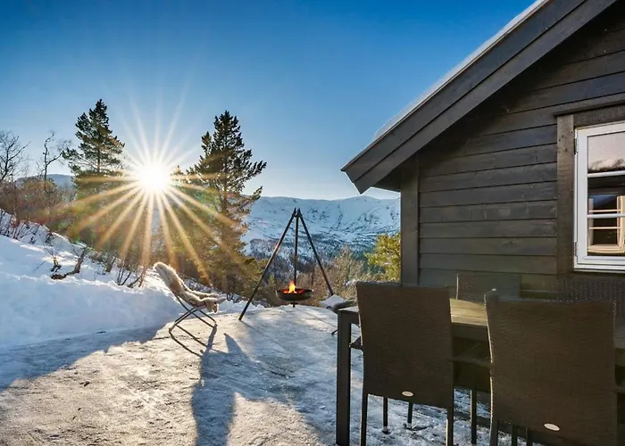 Luxury Mountain Retreat - Amazing Views & Comfort *